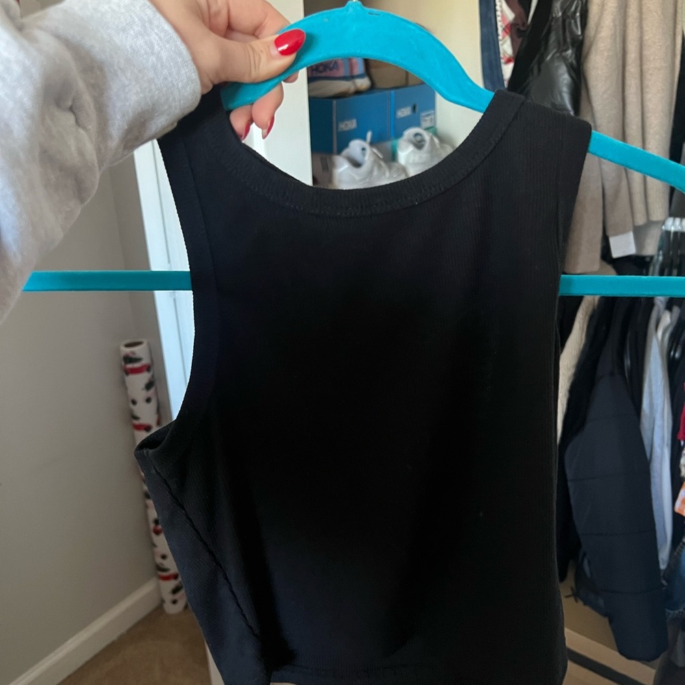 Black Sleeveless Top